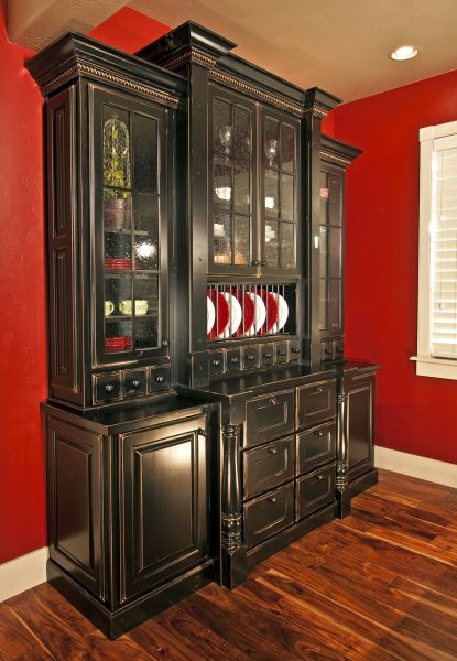 Hutch Installation in Palm Desert